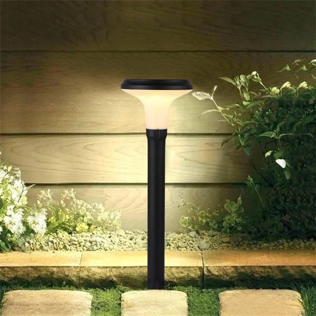 5W Solar garden lamp (1)