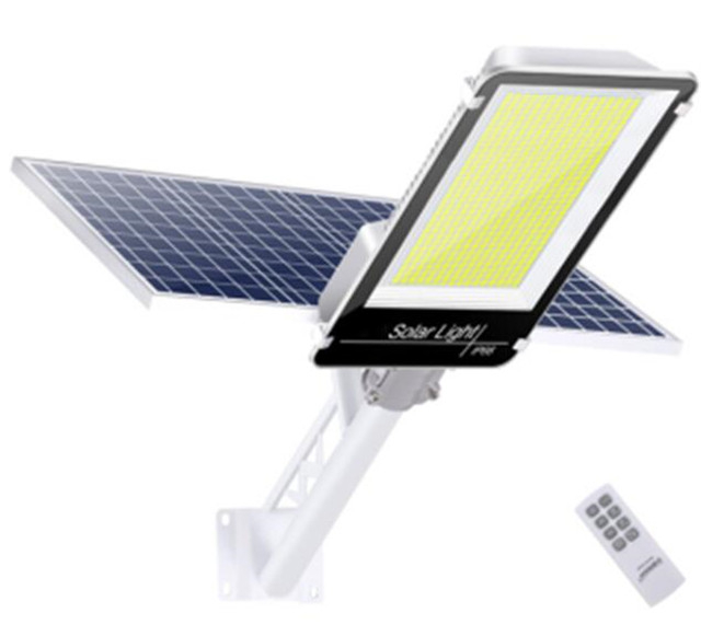 300W Aluminum Solar Street Lamp With Remote Control